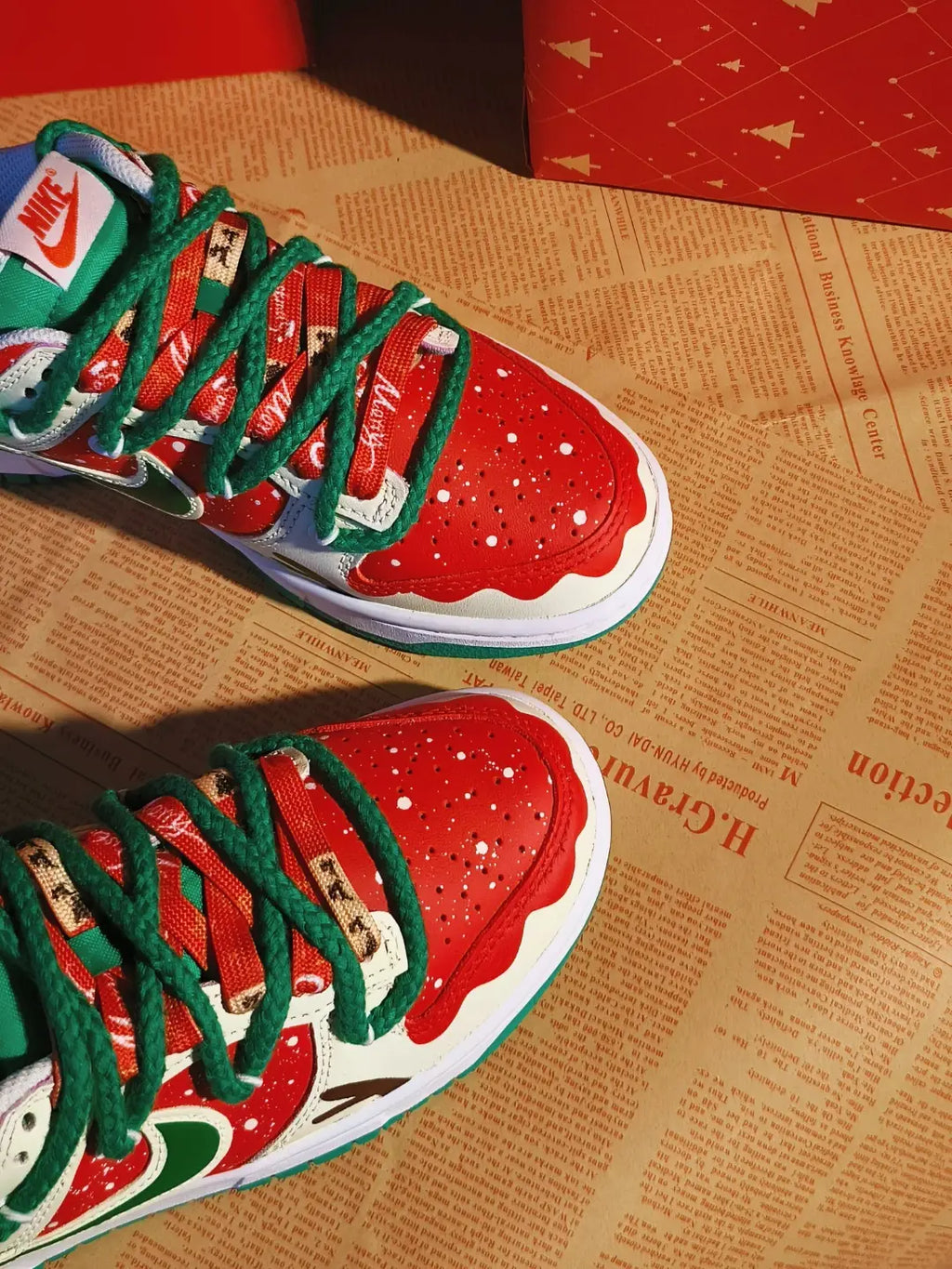 [Custom Christmas Reindeer] Dunk Women's Skateboarding Shoes Low-top