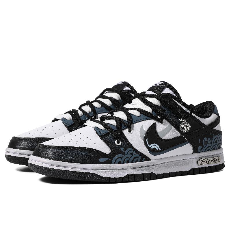 [Custom Women's model "Thousand Miles of the Vast Sea" S-BOX]  Dunk Skateboarding Shoes Women's Low-top Black/Blue