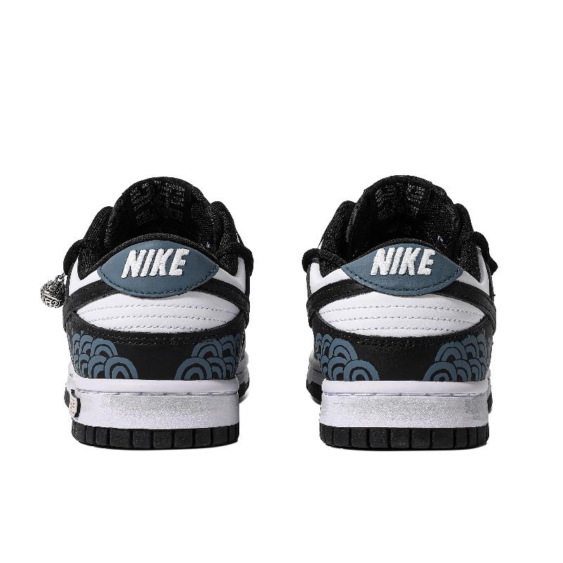 [Custom Women's model "Thousand Miles of the Vast Sea" S-BOX]  Dunk Skateboarding Shoes Women's Low-top Black/Blue