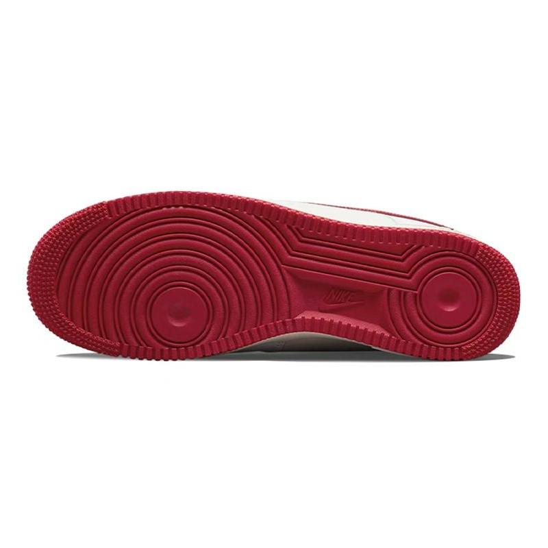 [Custom Men's red Christmas]  Air Force 1 Skateboarding Shoes Men Low-top White/Red