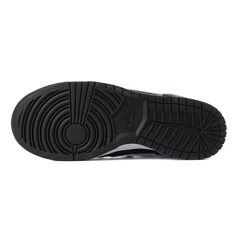 [Custom Men's heart-shaped black and red]  Dunk Skateboarding Shoes Men Low-top Black/Red