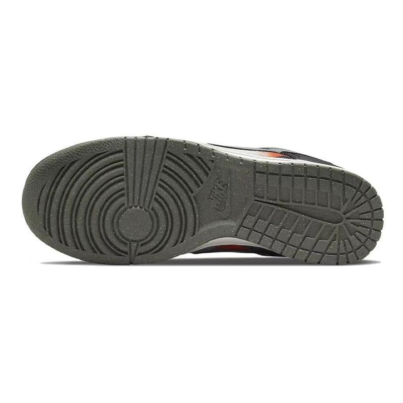 [Custom Men's graffiti in black and red]  Dunk Skateboarding Shoes Men