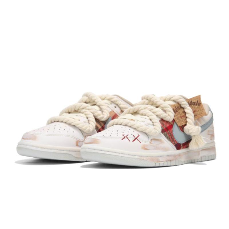 [Custom Men's style: red Scotland, white brown]  Dunk Skateboarding Shoes Men