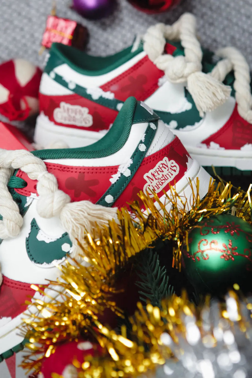 [Custom Winter Solstice] Dunk Skateboarding Shoes Men Low-top Red/Green