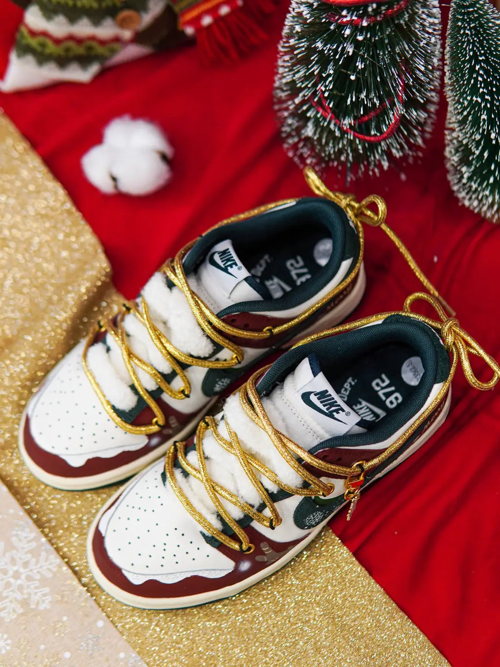 [Custom Celestial Sleigh] Dunk Skateboarding Shoes Unisex Low-top Green/Red