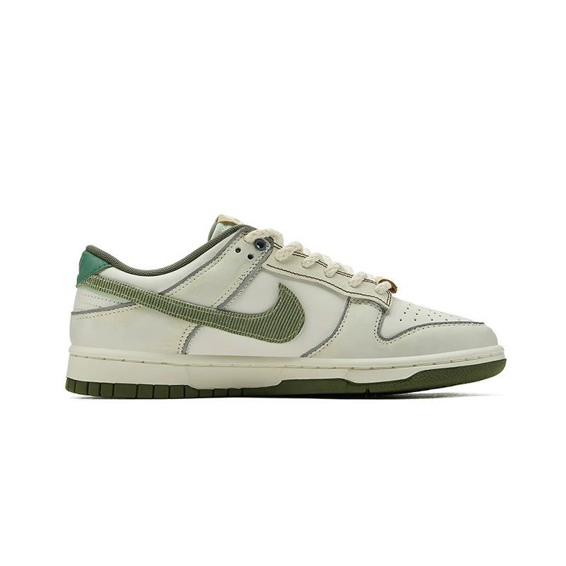 [Custom Soaring Over Skylines] Dunk Skateboarding Shoes Unisex Low-top