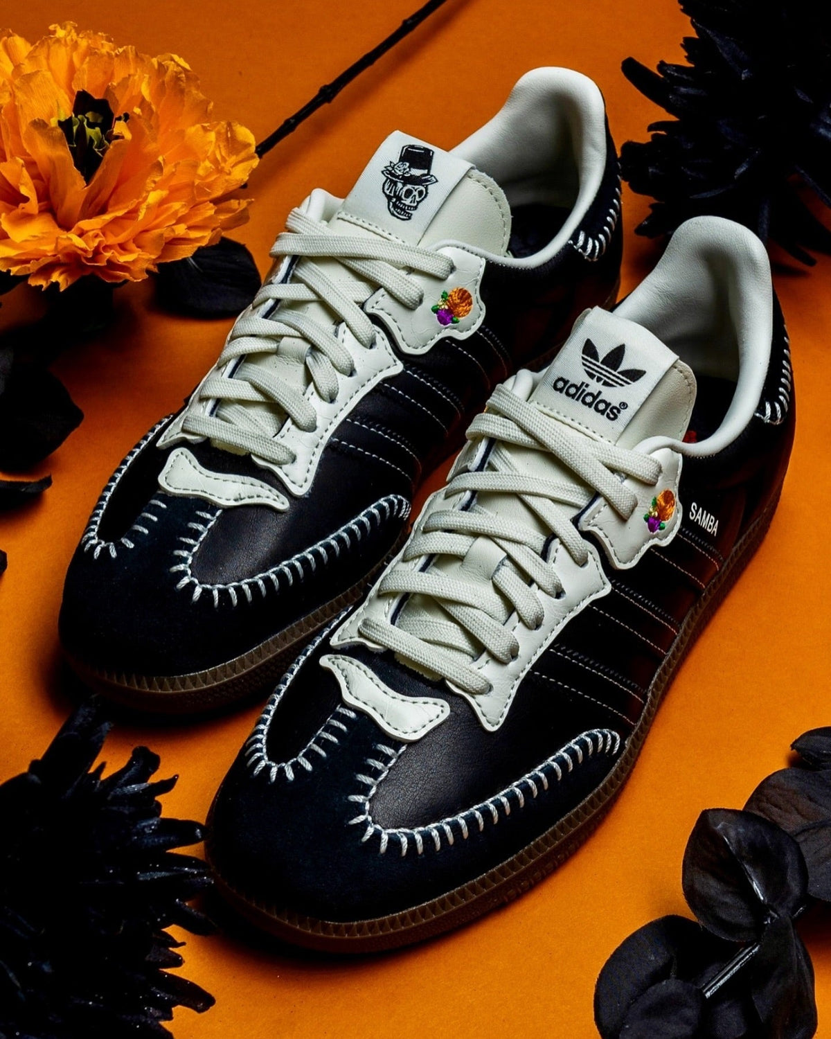[Custom Day of the Dead - Gift For Couple/Bestie] originals SAMBA OG Low Top Halloween Series Black/White