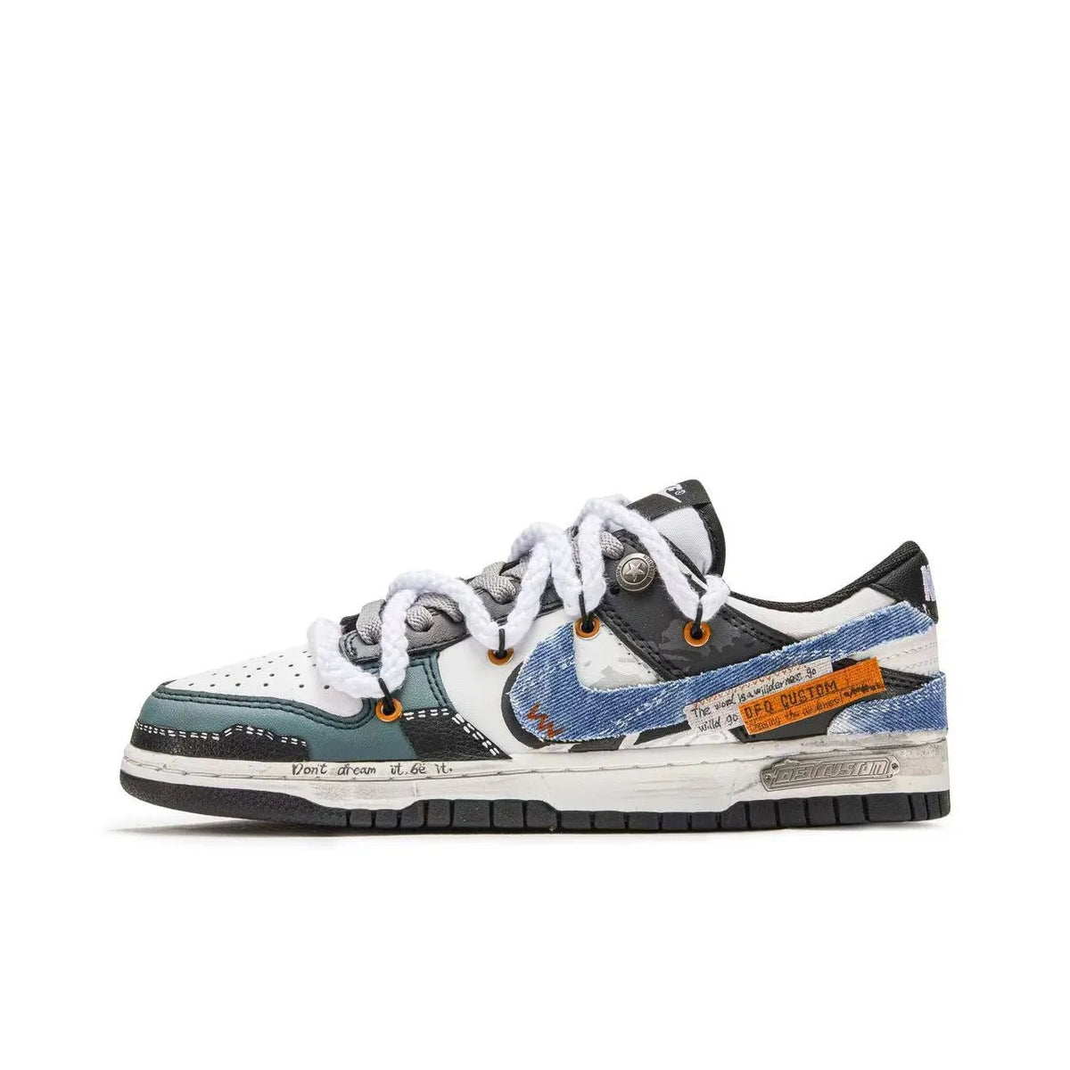 [Custom Don't Dream It, Be It.] Dunk Skateboarding Shoes Unisex Denim Style