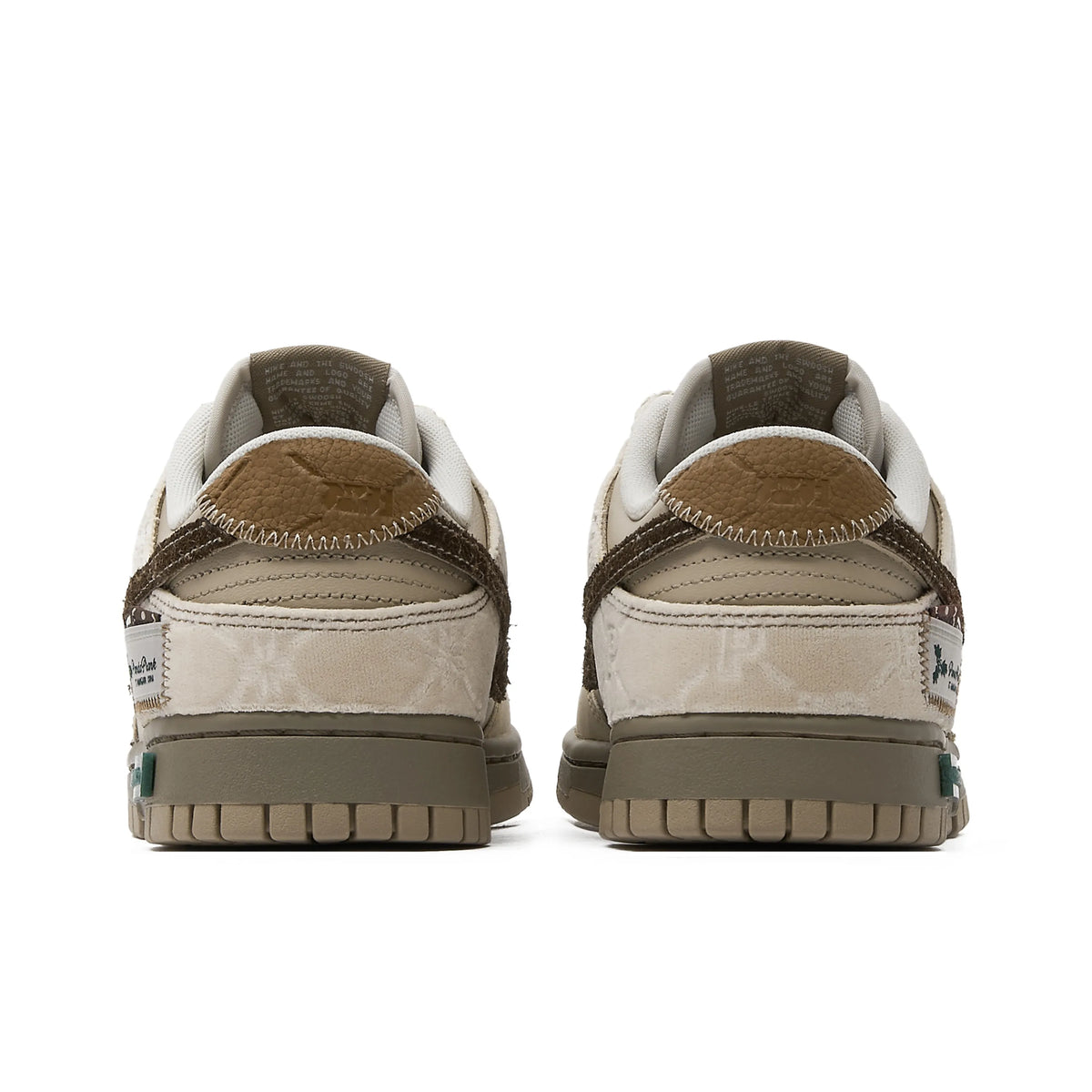 [Custom Winter Wonderland] Dunk Skateboarding Shoes Unisex Low-top Brown