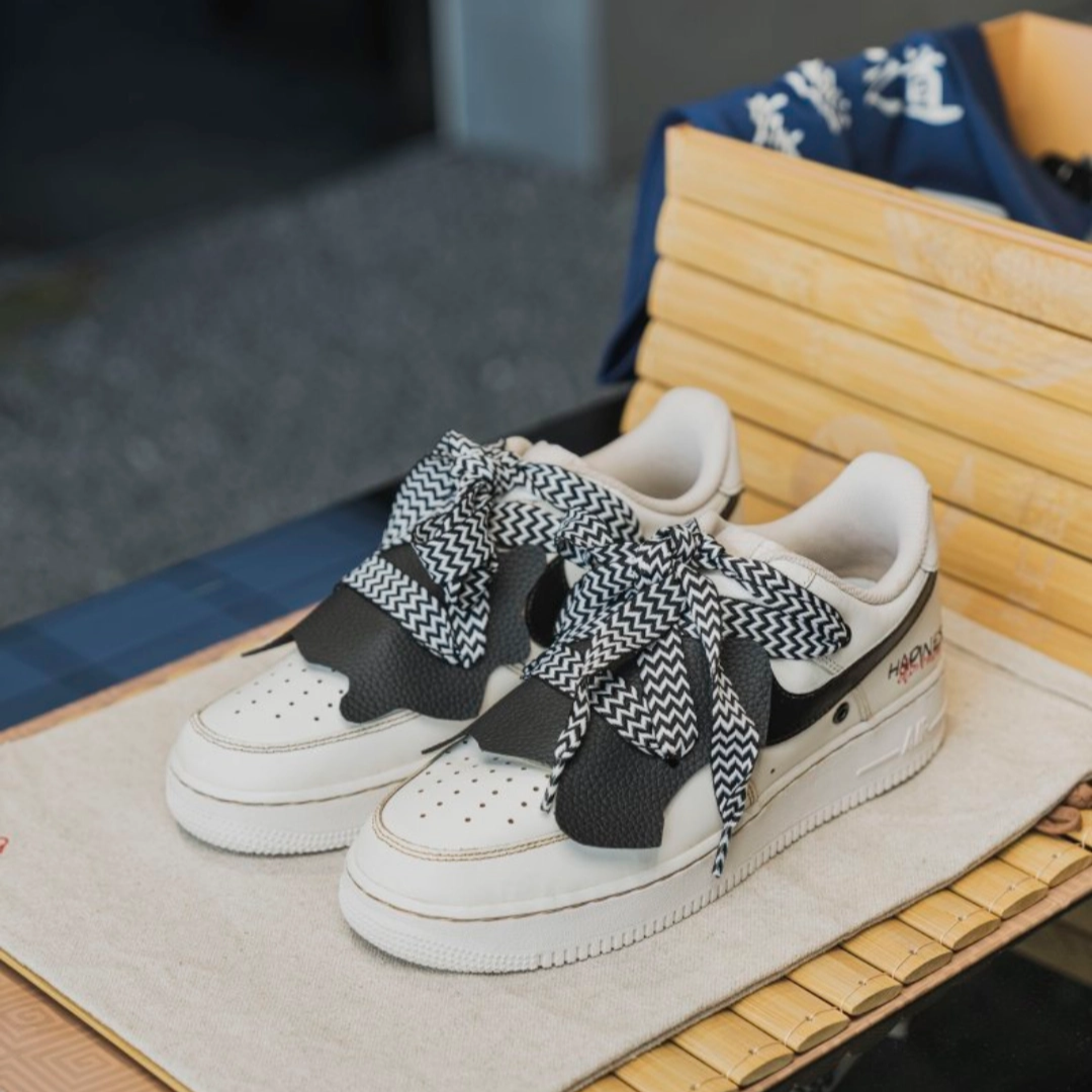 [Custom Happy Coffee dye]  Air Force 1 Skateboarding Shoes Men Low-top Beige/White