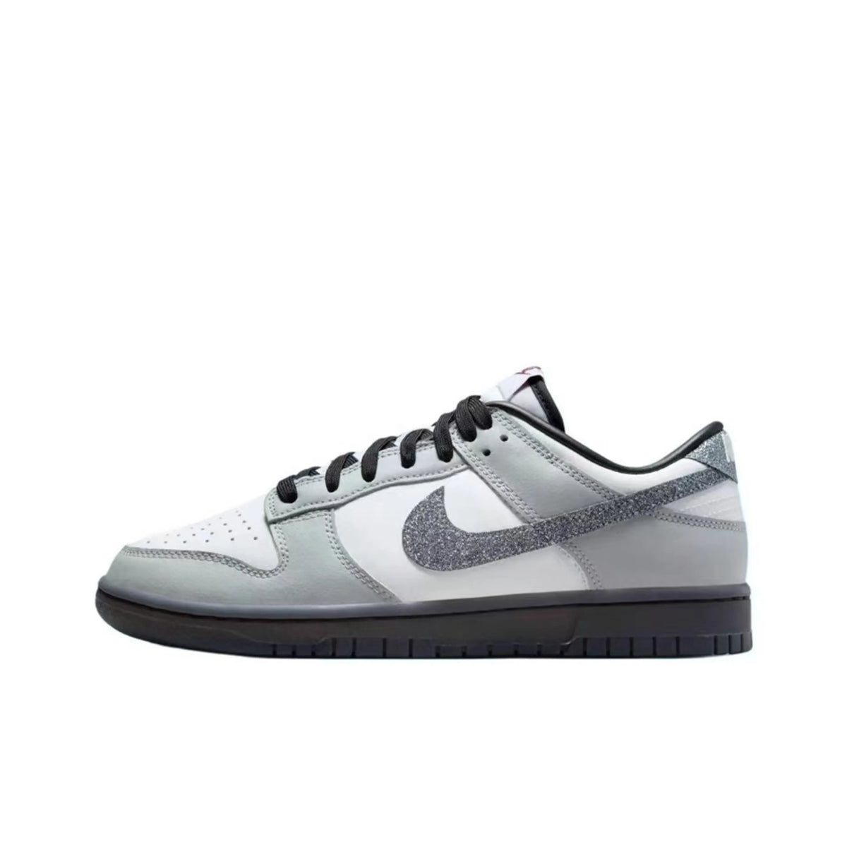 [Customized Stardust Butterfly Dance] Dunk Low-top Shoes Unisex Gray With Diamond Decoration