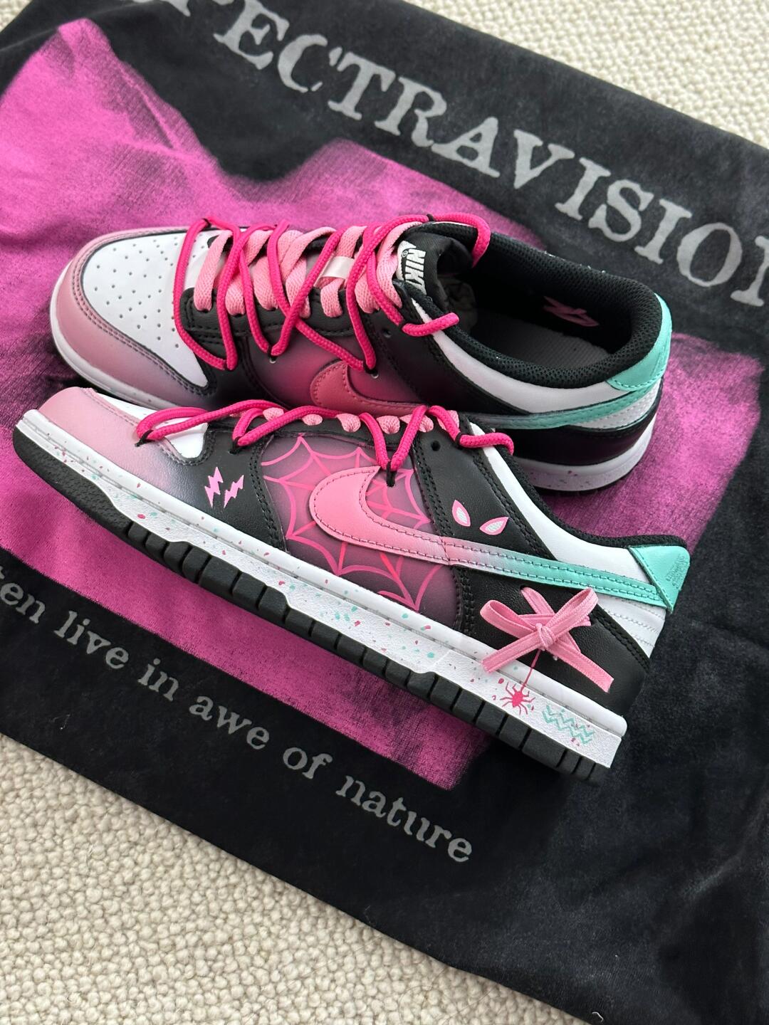 [Custom Dopamine, Gwen] Dunk Skateboarding Shoes Women