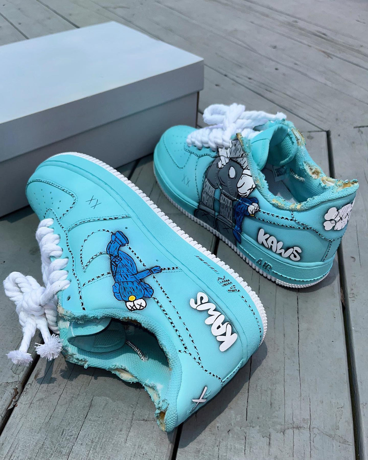 [Customized AF1×KAWS] Air Force 1 Graffiti Distressed Shoes Unisex Cyan/Red/Purple/Pink/Green