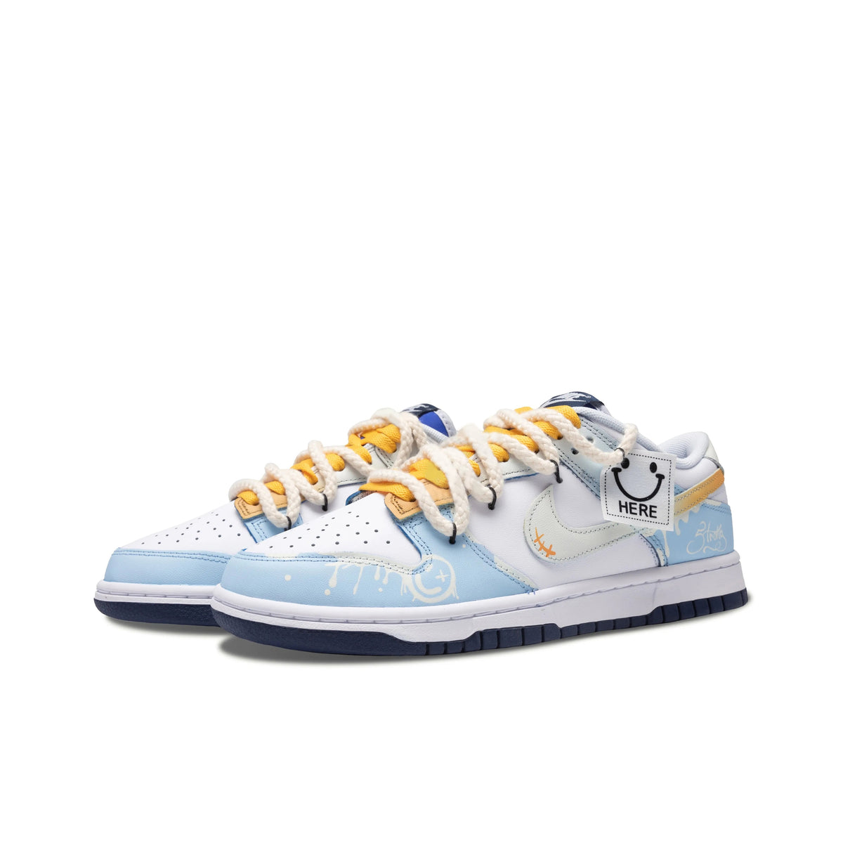 [Custom Ode to Joy] Dunk Skateboarding Shoes Unisex Smiley Graffiti White/Blue