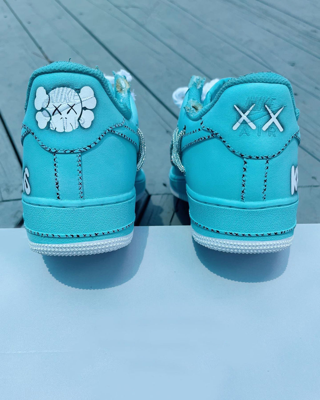 [Customized AF1×KAWS] Air Force 1 Graffiti Distressed Shoes Unisex Cyan/Red/Purple/Pink/Green
